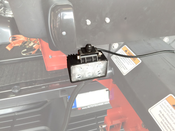LED-Arbeitsscheinwerfer hinten, für RVB V-Box Aufsatzstreuer inkl. 18-S28766, 5-991006040