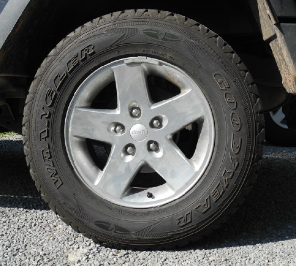 Reifen Goodyear AT 245-75R17 4x Reifen  mit Schneeflocke, Jeep® Wrangler JK, BJ 07.2014