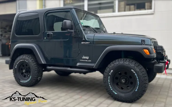 AR172 Felge 8x15ET20 montiert auf Reifen BFG 33x10,5R15 BFG MT Jeep Wrangler TJ  50mm KS Fahrwerk