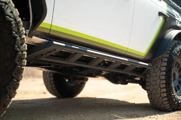 DV8 Offroad FS-15 Rockslider Flankenschutz Ford Bronco 4-Türer SRBR-07 Quadratec 12112-7035