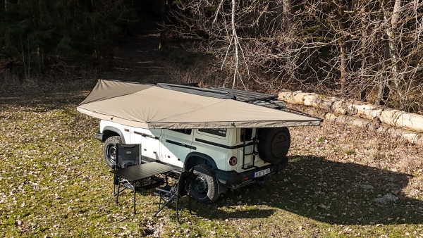 Rhino Rack Batwing 180 freitragende Markise inkl. Halter