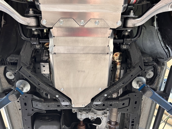 Unterfahrschutz Ford Bronco 21- V6 5-türig, Getriebe