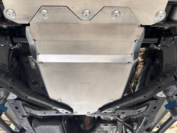 Unterfahrschutz Ford Bronco 21- V6 5-türig, Getriebe