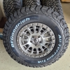 JL/JK/JT Alufelge 8,5x17 ET+30 5x127 Platinum Fuel Cyrcle m. BFG 285/70R17KO3