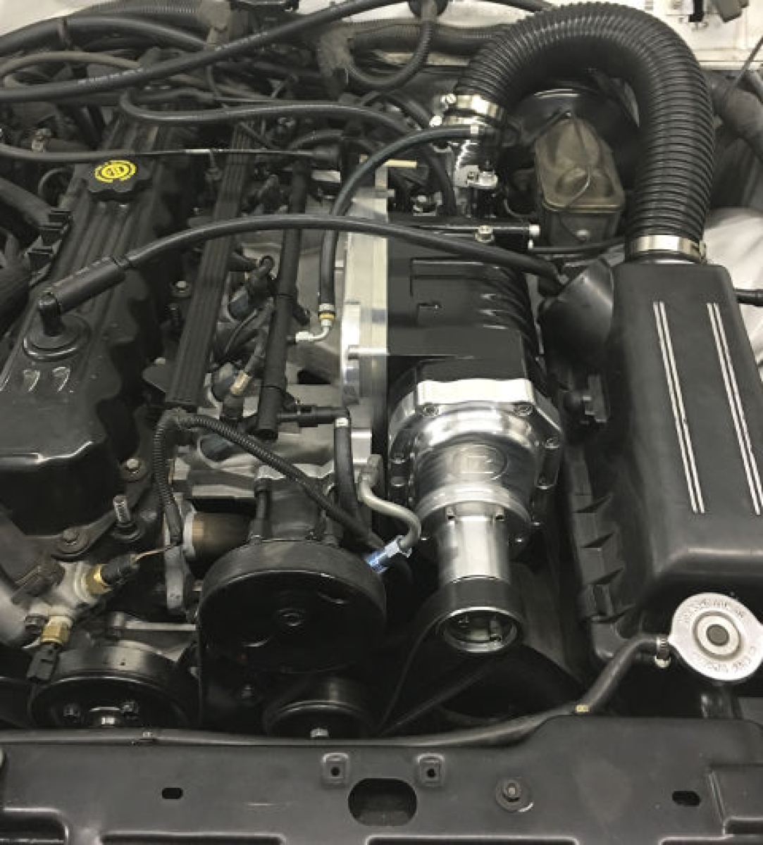 4 0 Jeep Engine >> Motor Umbaukit Super Charger Jeep Cherokee 4 0 Liter Bj 91 4 0 Jeep Engine >> Motor Umbaukit Super Charger Jeep Cherokee 4 0 Liter Bj 91
