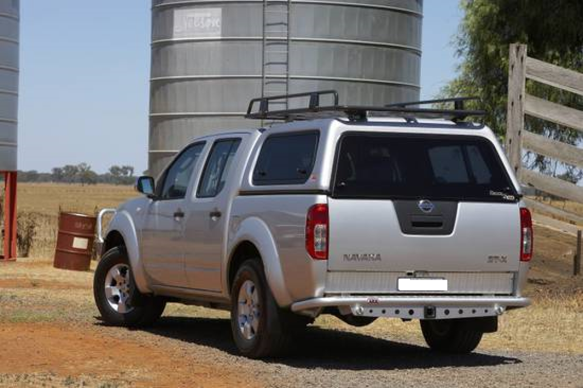 NISSAN Navara pickup IV D23 Autositzbezüge