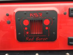 Heckklappenabdeckung Reserverad Cover mit Lüftungsschlitzen Tailgate Vent NSR RED BARON Jeep Wrangler JK ab BJ 07