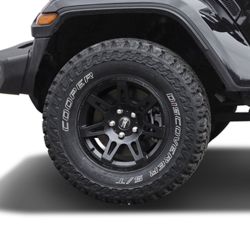 Kompletträder W-TEC Extreme 8,5x17 schwarz mit 285/70 R17 Cooper Discoverer ST Jeep Gladiator JT 20- mit TÜV 13540