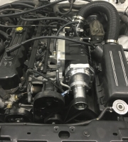Motor Umbaukit Super Charger Jeep Cherokee 4.0 Liter BJ 91 - 95 Side-Mount Kompressorkit Boosted