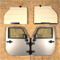 Wandhalterung für Tür Jeep Wrangler JK 07-18 Rugged Ridge 12107.18 Wall Mount Door and Freedom Panel Holder Kit