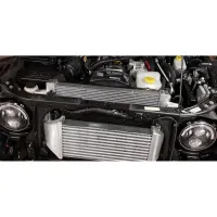 NSR Ladeluftkühler Aluminium Jeep Wrangler JK 07-18 2,8l TD eingebaut